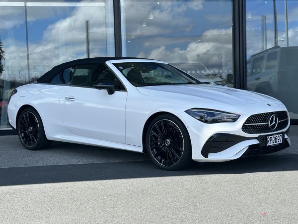 2026 Mercedes-Benz CLE 300 4MATIC Cabriolet 2.0Pmh - NZ New image