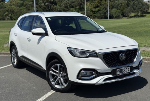2022 MG HS SUV 2.0 TURBO PETROL 4WD image