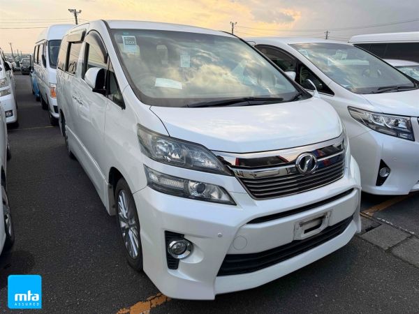 2014 Toyota Vellfire People Mover 2.4Z image