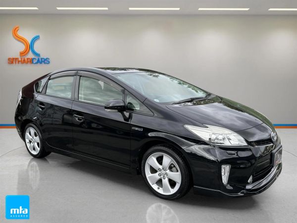 2014 Toyota Prius Hatchback S TOURINGSELECTION image