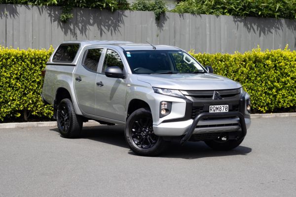 2021 Mitsubishi Triton GLX DC 6AT 2.4D image