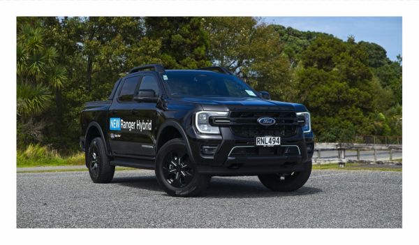 2025 Ford Ranger Stormtrak Plug-In Hybrid 4WD PHEV image
