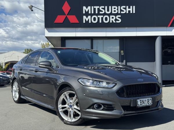 2017 Ford Mondeo Titanium Petrol image