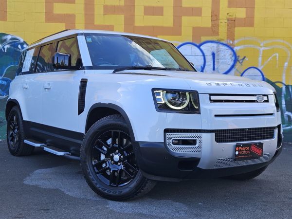 2023 Land Rover Defender SUV 110 D300 TURBO DIESEL image