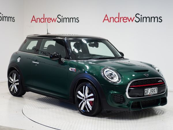 2018 MINI Hatch JCW 2.0PT 8AT 3Dr Hatch image