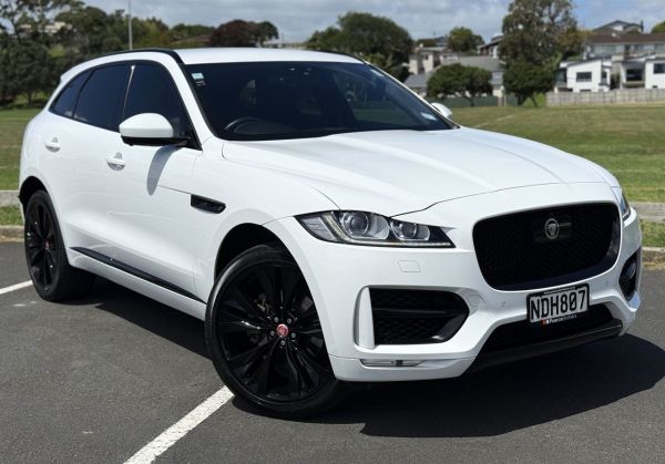 2020 Jaguar F-Pace SUV NZ NEW 30T R-SPORT 4WD image