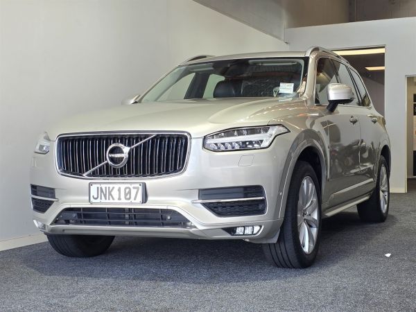 2015 Volvo XC90 SUV D5 AWD Momentum 2.0D image
