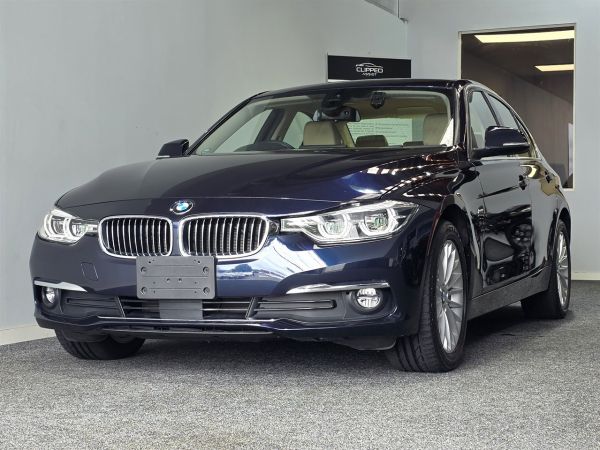 2016 BMW 320I Sedan LCI / F30 / X-DRIVE / LUXURY image