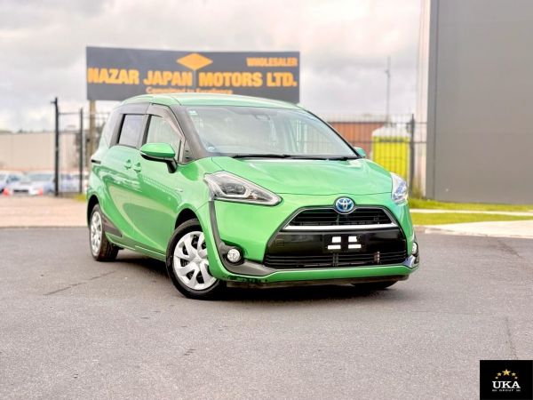 2016 Toyota Sienta Van 7 Seater,  G, Cruise Control, Stereo, Reversing Camera image