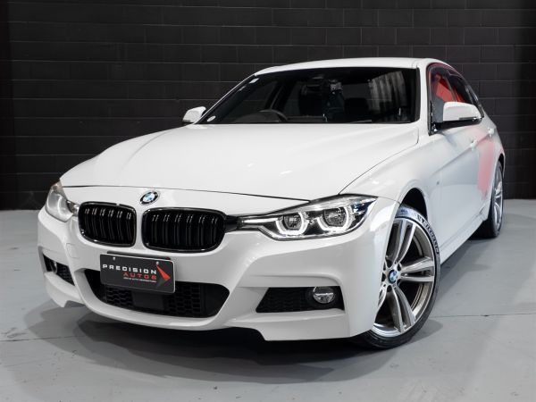 2017 BMW 320I Sedan LCI M-Sport X-Drive image