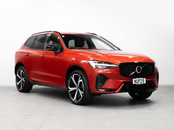 2021 Volvo XC60 B6 AWD R-Design image