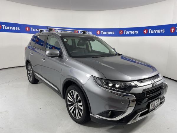 2021 Mitsubishi Outlander SUV VRX image