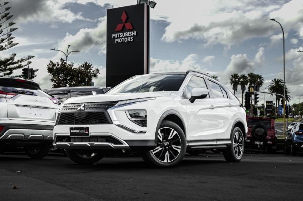 2026 Mitsubishi Eclipse Cross XLS 2WD image
