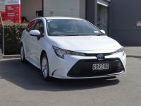 Image for 2023 Toyota Corolla GX HYBRID, Stationwagon, Push Start