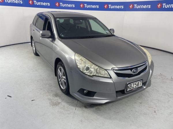 2011 Subaru Legacy Wagon WAGON image