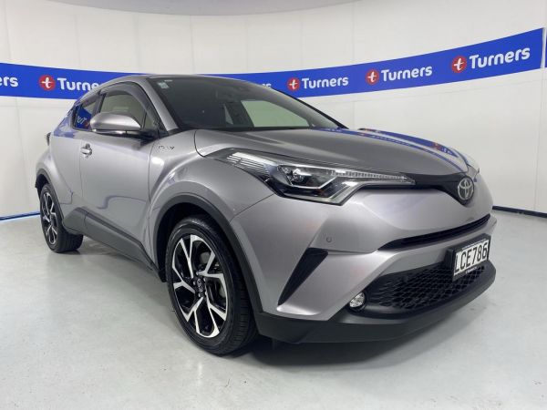 2017 Toyota C-HR SUV image