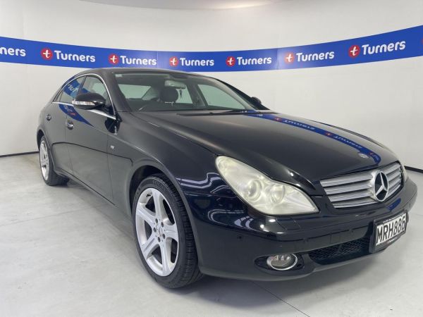 2005 Mercedes-Benz CLS 500 Sedan image