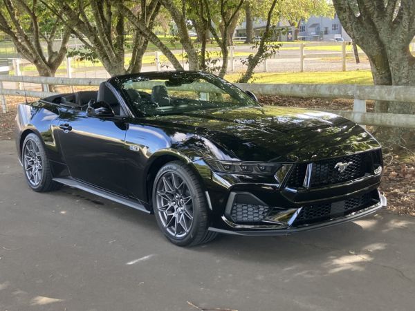 2026 Ford Mustang 5.0L Convertible Auto image