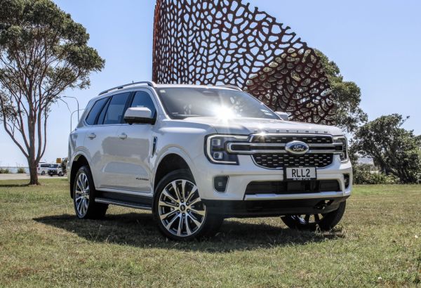 2025 Ford Everest Platinum 3.0d/4wd image