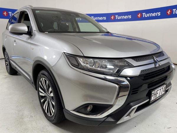 2022 Mitsubishi Outlander SUV LS image