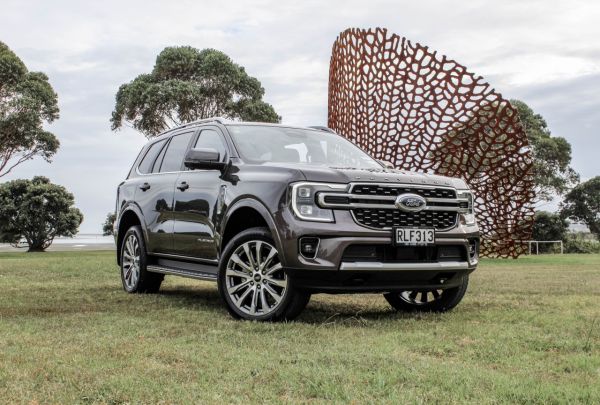 2025 Ford Everest PLATINUM 3.0D TURBO/4WD 10AT image