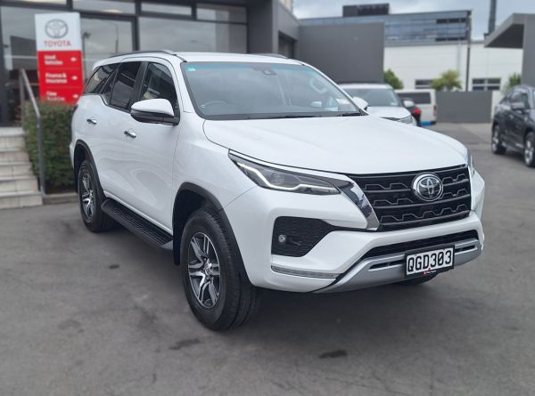 2023 Toyota Fortuner GXL 2.8 Diesel 6 Speed Auto 4WD image