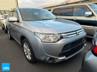 Image for 2014 Mitsubishi Outlander SUV 24 G NAV PACKAGE 4WD