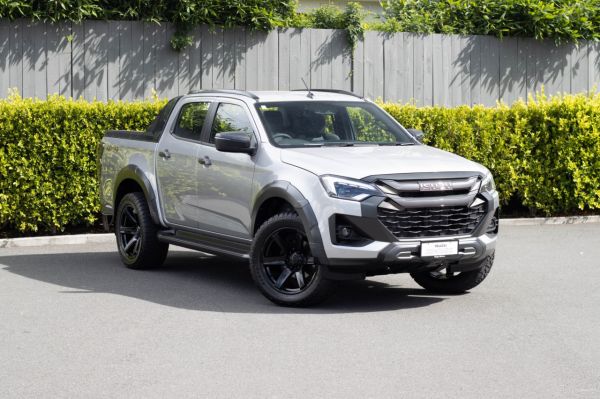 2026 Isuzu D-Max X-Terrain DC 4X4 3.0D 6AT image