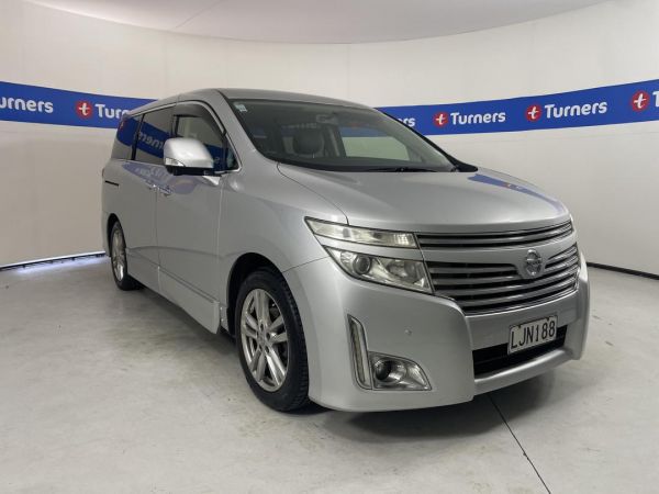 2012 Nissan Elgrand Wagon image