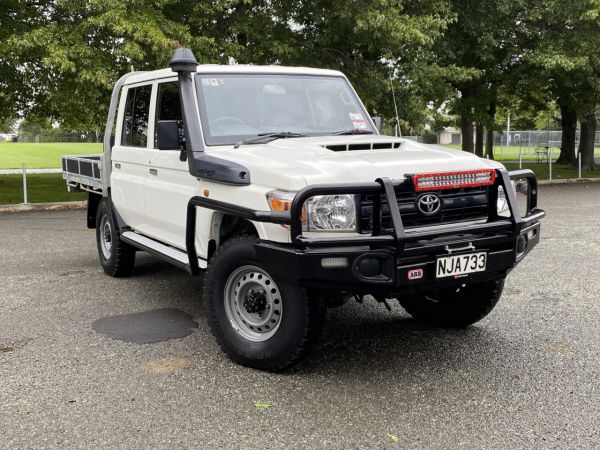 2021 Toyota Land Cruiser 70 LT 4.5DT V8 5MT 4WD image