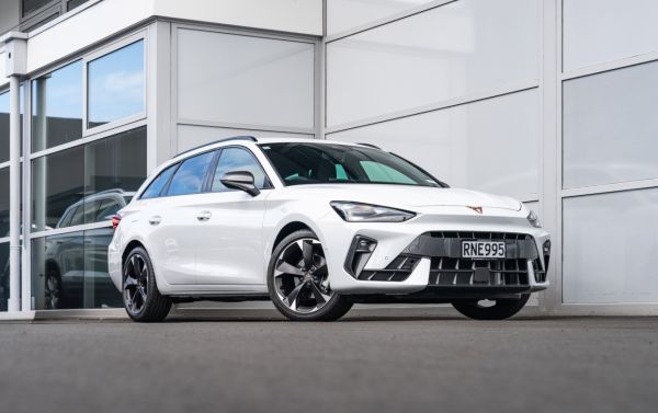 2025 CUPRA Leon V Sportstourer 1.5 Petrol Turbo Hybrid 110kW image