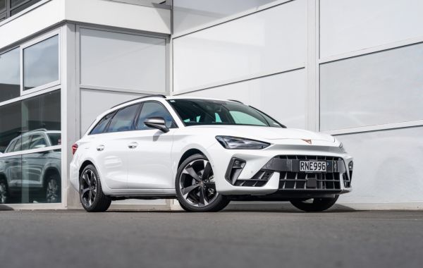 2025 CUPRA Leon V Sportstourer 1.5 Petrol Turbo Hybrid 110kW image