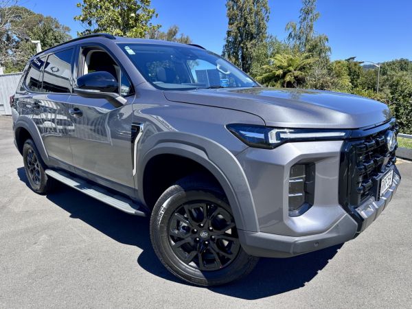 2026 LDV D90 2.0I Executive 2WD image