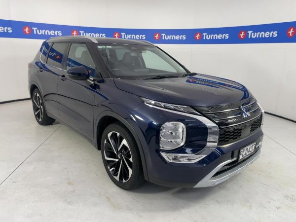 2022 Mitsubishi Outlander SUV XLS image