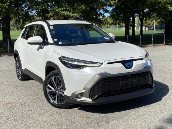 2022 Toyota Corolla Cross 1.8 Hybrid Z 4WD SUV image
