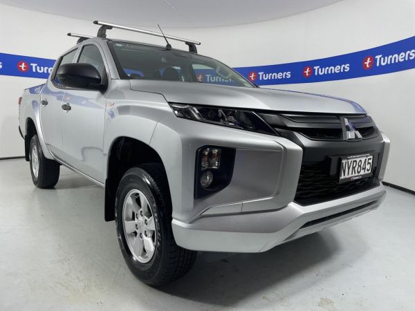 2022 Mitsubishi Triton Ute DC GLX 6AT image