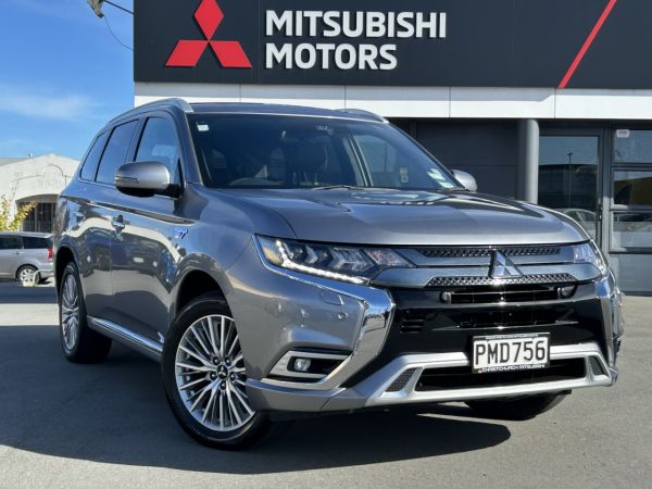 2021 Mitsubishi Outlander VRX 4WD PHEV SILVER image