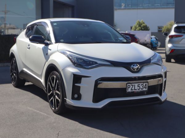 2019 Toyota C-HR HYBRID GR, 360 Camera image