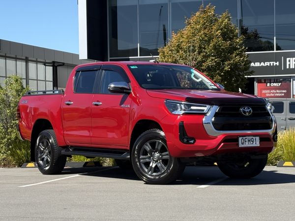 2023 Toyota Hilux SR5 4WD D/C Auto image
