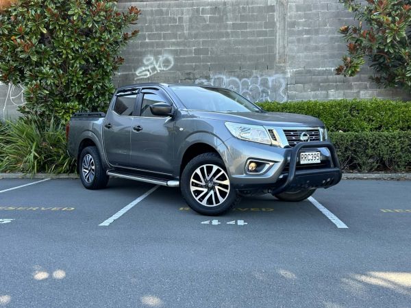 2015 Nissan Navara DX 2.5P/6MT/UT/4DR/5 image