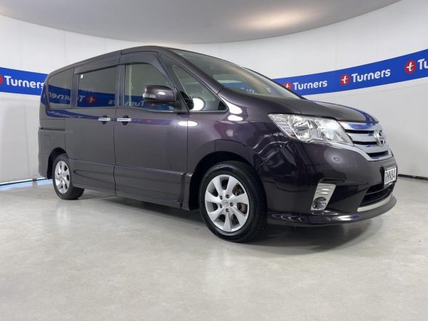 2012 Nissan Serena Wagon image