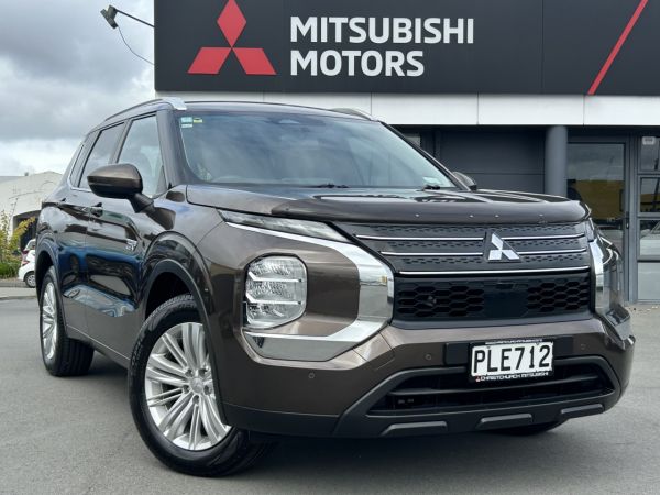 2022 Mitsubishi Outlander LS 4WD PHEV BROWN image