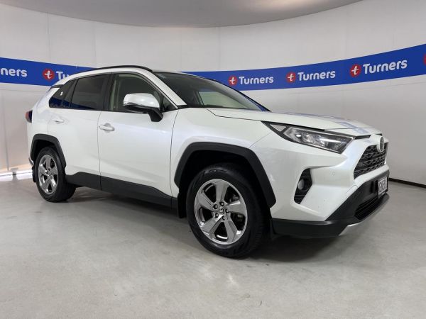 2021 Toyota RAV4 SUV GXL image