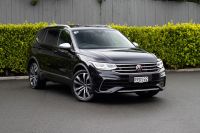 Image for 2023 Volkswagen Tiguan Allspace R-line Awd