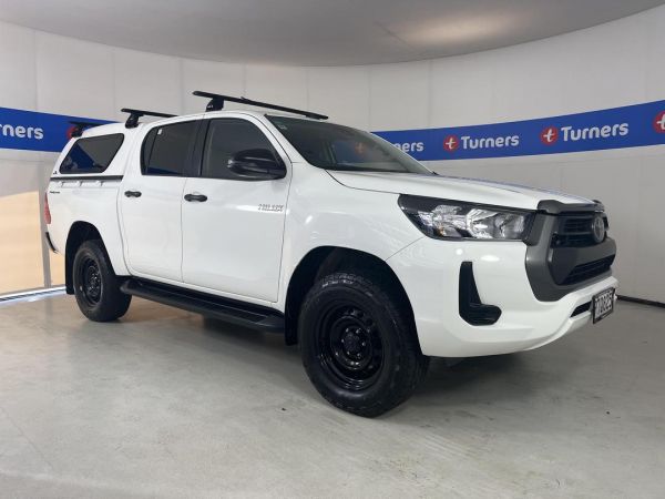 2023 Toyota Hilux Ute SR TD DC image