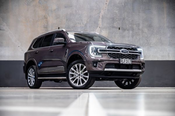 2025 Ford Everest Platinum 3.0 V6 Diesel 4WD image