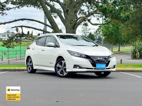 2021 Nissan Leaf Hatchback X V SELECTION image