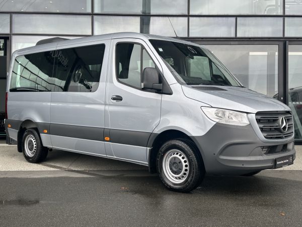 2026 Mercedes-Benz Sprinter 315 MWB Minibus - NZ New image