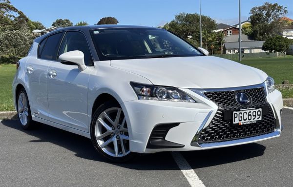 2020 Lexus CT 200H Hatchback NZ NEW 1.8 PETROL HYBRID image