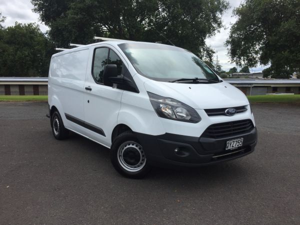 2017 Ford Transit CUSTOM SWB LOW ROOF image